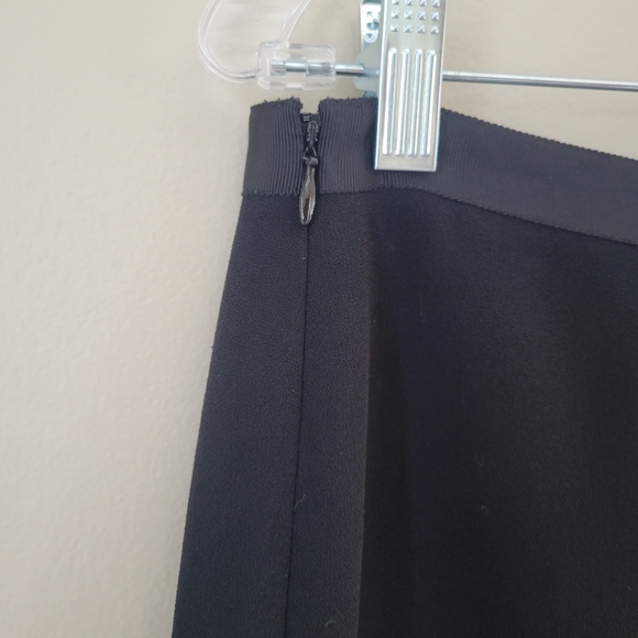 Banana Republic Asymmetrical Black Skirt Size 10 - Picture 10 of 10